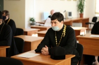 В Хабаровской епархии утвердили список мер для проведения Рождественских богослужений в условиях пандемии
