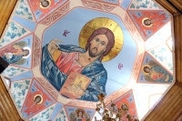Строящийся Казанский храм: фрески на куполе и приходская жизнь