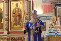 Божественная литургия в Спасо-Преображенском кафедральном соборе 15 февраля 2026 г. Божественная литургия в Спасо-Преображенском кафедральном соборе 15 февраля 2026 г.